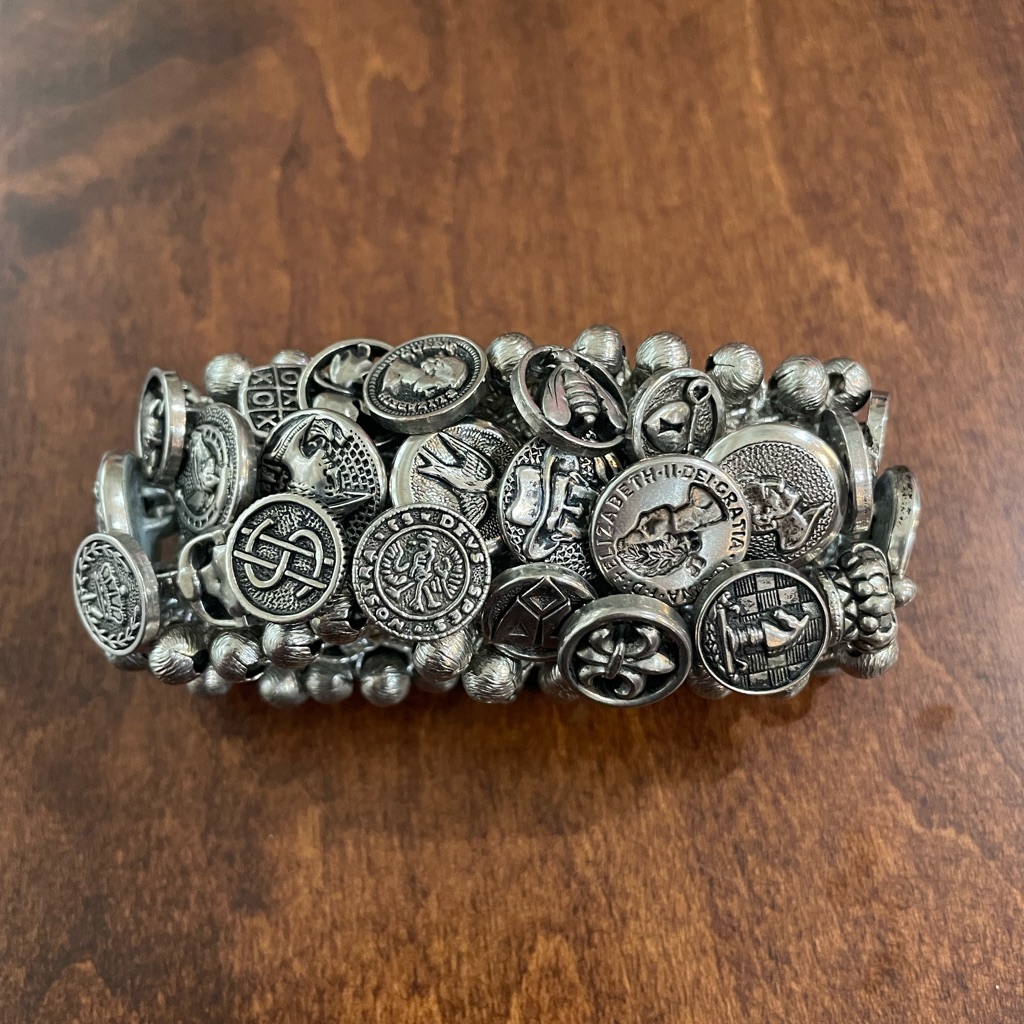 Antique Buttons Bracelet